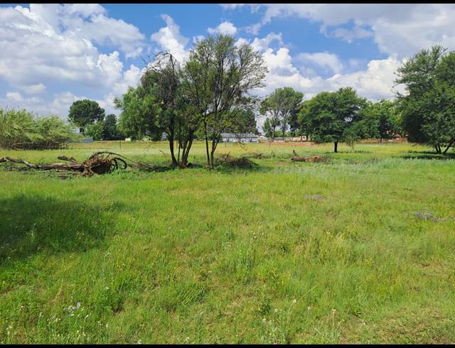 1,107M² VACANT LAND FOR SALE IN RIVERSDALE